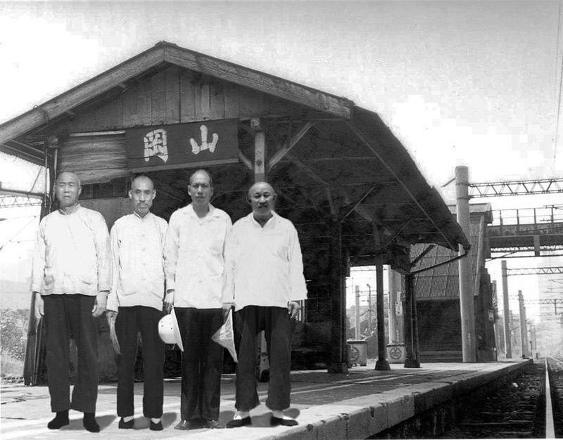 前人於火車站遇貴人