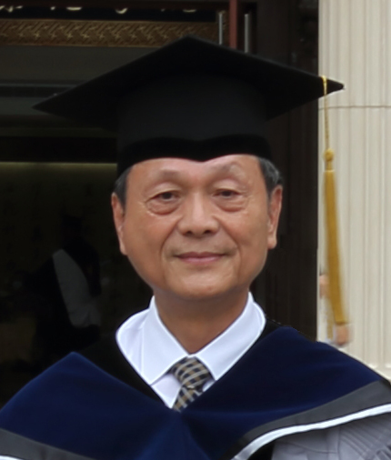 校長：陸隆吉